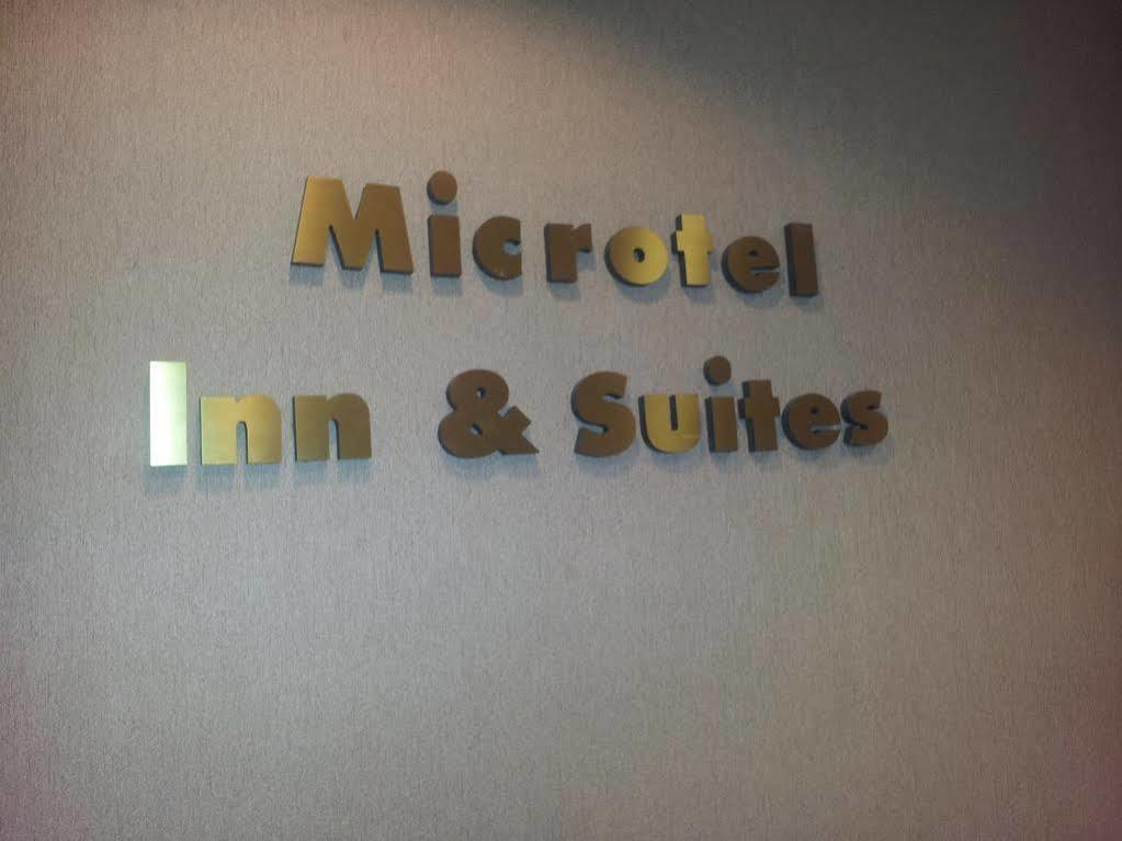 Microtel Inn By Wyndham Роджерс Экстерьер фото